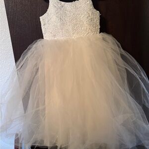 Source Unknown Cream Lace Kids Formal Dress